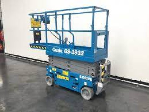 AKU NŮŽKOVÁ GS1932 8m